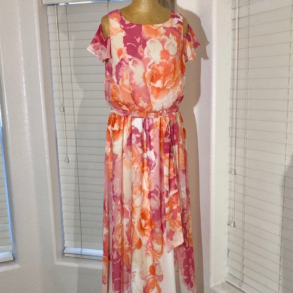 VINCE CAMUTO SILKY SUMMER LONG DRESS WHITE PINK 14